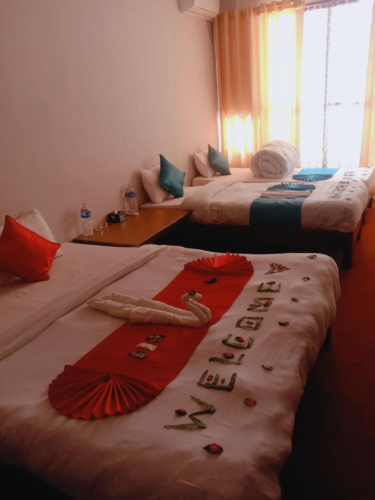 Hotel Good One Pokhara Eksteriør bilde